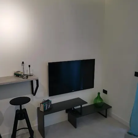 Apartman Moderni Tina