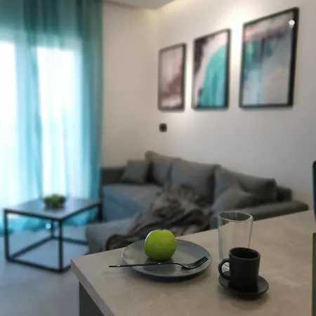 Apartman Moderni Tina