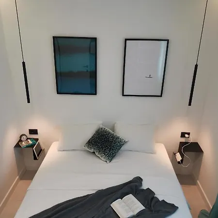 Moderni Tina Apartman Mundanije