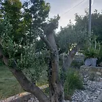 Moderni Tina Apartman