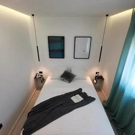 Moderni Tina Apartmán *