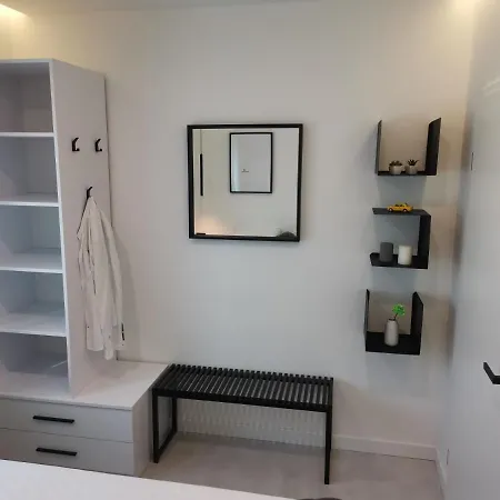 Apartment Moderni Tina