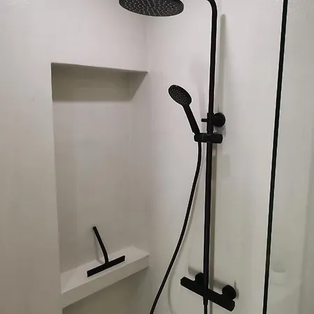 Apartment Moderni Tina Mundanije