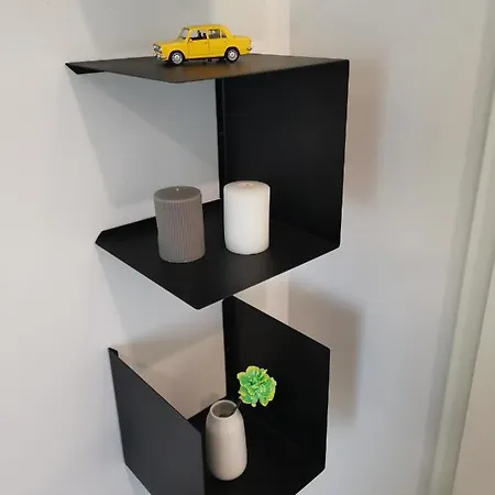 아파트 Moderni Tina *