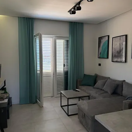 Moderni Tina Apartmán Mundanije