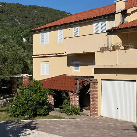 Apartmán Moderni Tina *