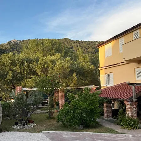 Apartmán Moderni Tina