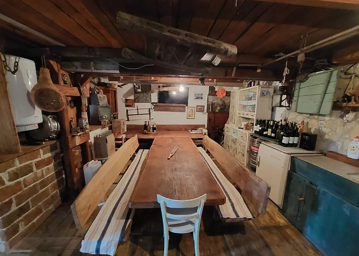 Moderni Tina Apartment